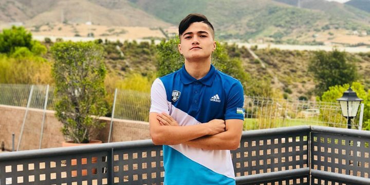 Футболист Жалолиддинов продолжит карьеру в Азербайджане