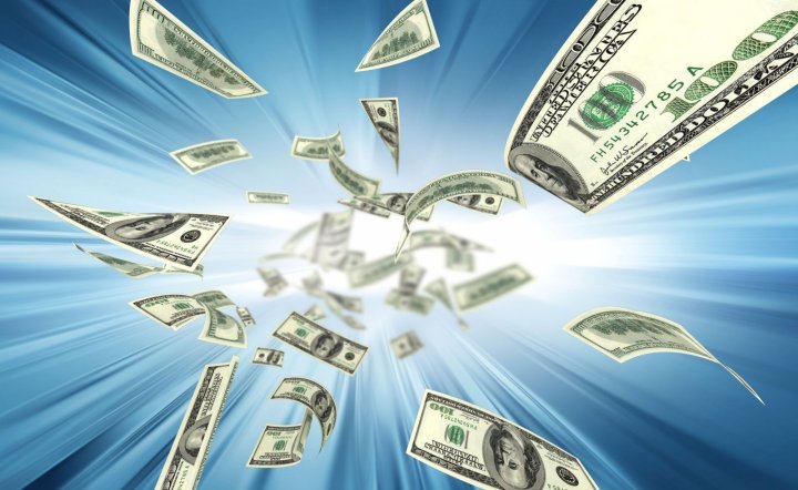 За 9 месяцев 2024 года из России в Узбекистан было переведено $8,8 млрд