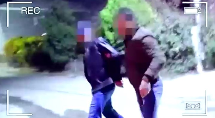 Жительница Андижана отправила мошенникам 7 млн сумов, их удалось задержать - видео