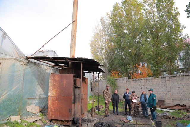 В Ташкенте теплицам, которые загрязняют воздух, предписали сменить оборудование