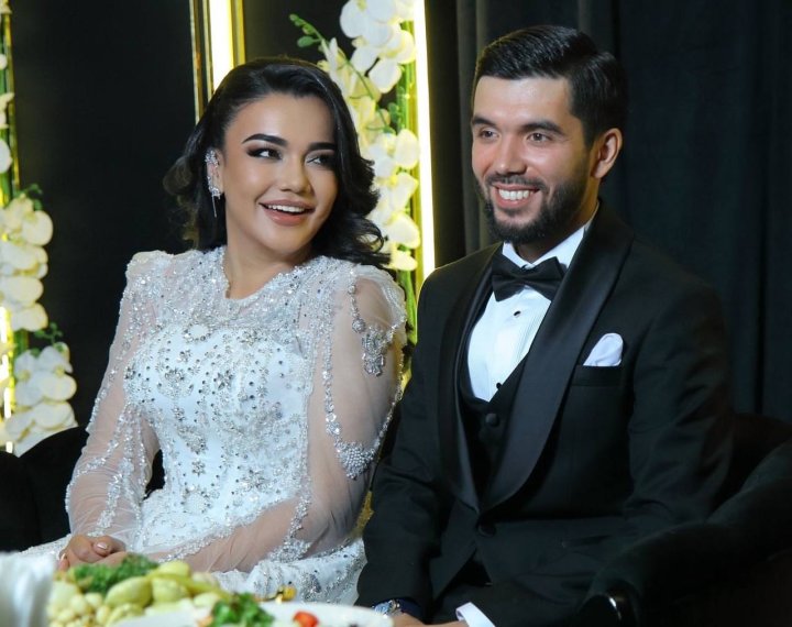 «Он ранее не был женат», — узбекская певица Рухшона рассказала о новом браке