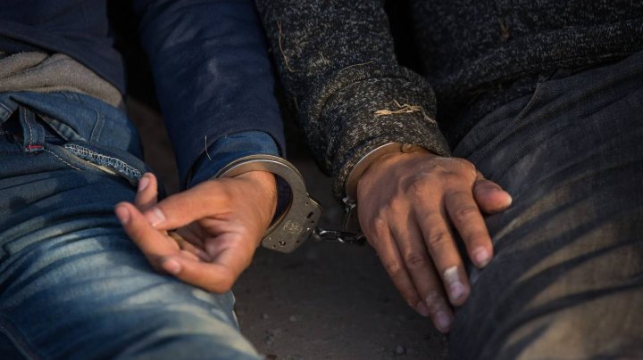 В Джизаке вынесли приговор отцу и сыну, зверски убивших своих соседей из-за земельного спора