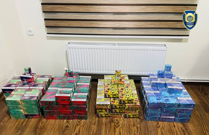 В Намангане пресечена перевозка контрабандной электронной табачной продукции