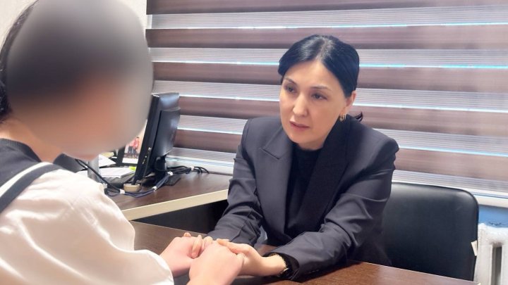 Детский Омбудсмен встретилась с девочкой из Самаркандской области, пострадавшей от группы насильников