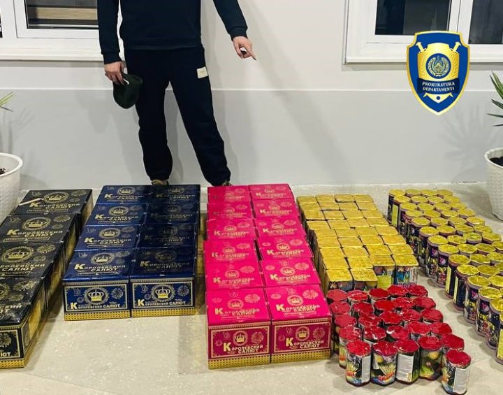 В Намангане на двух граждан завели уголовное дело за торговлю новогодней пиротехникой
