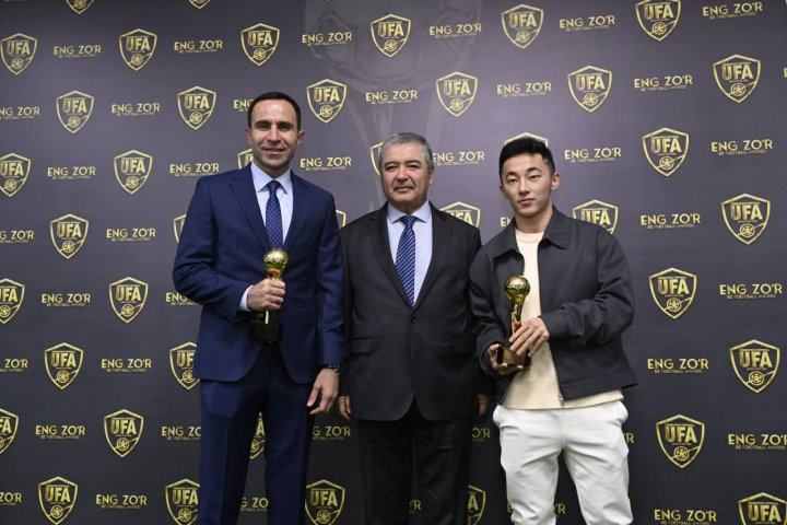 В Узбекистане назвали лучшего футболиста года