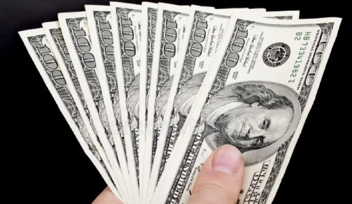 В Навои два мошенника обещали гражданам помощь с трудоустройством в медицинское учреждение