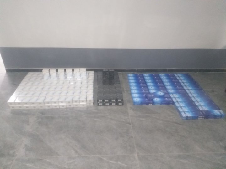 В Ферганской области пресекли распространение крупной партии контрабандных сигарет