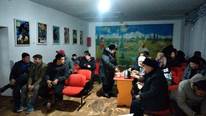 Авария на трассе Алматы — Ташкент: Пассажиров, большинство из которых узбекистанцы, эвакуировали