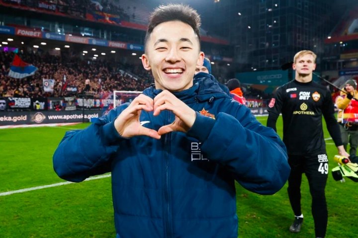 Узбекский футболист Аббосбек Файзуллаев может продолжить карьеру в «Монако»