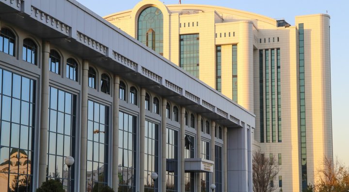 Произошли кадровые перестановки в Министерстве экономики и финансов Узбекистана