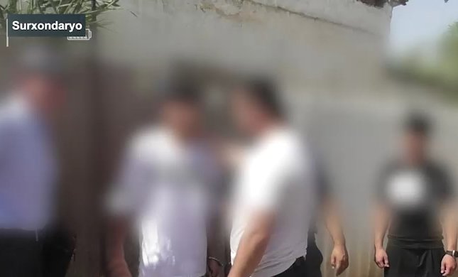 В Термезе вынесли приговор парню, который убил своего родственника