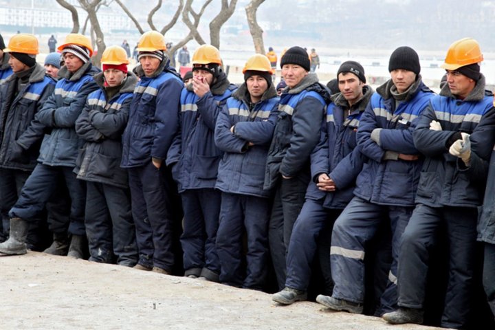 «Узбеки не виноваты»: В Госдуме призвали не разжигать мигрантофобию