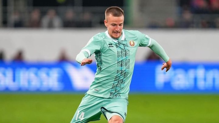 Футболист, покинувший Беларусь из-за низкой зарплаты, оказался в Узбекистане