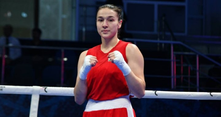 Навбахор Хамидова завоевала «золото» на чемпионате Азии по боксу