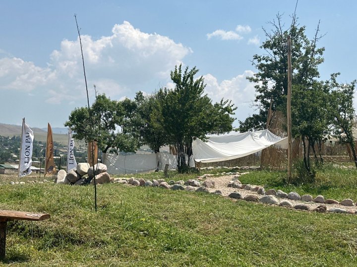 По факту смерти охранника, в частном зоопарке Паркентского района, возбуждено уголовное дело