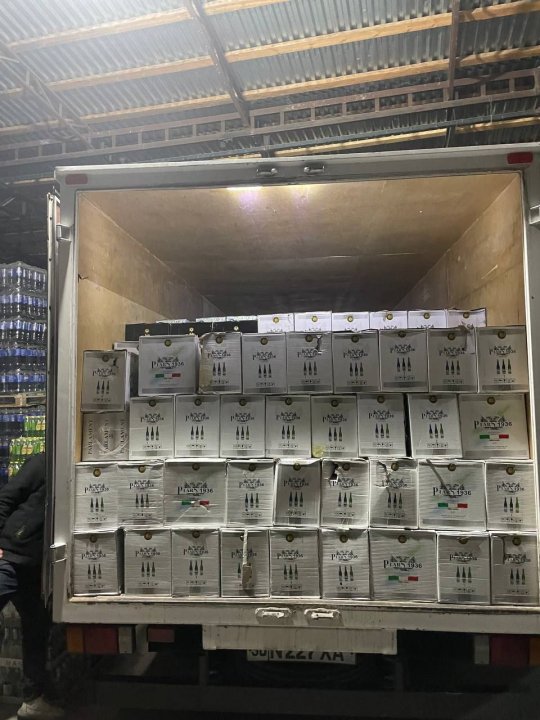 Житель Янгиюля хранил в своём доме контрафактный алкоголь