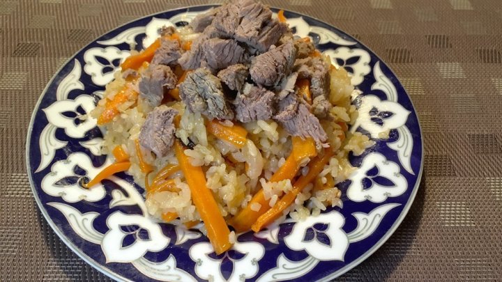 В Узбекистане рассказали, где можно купить самый дешевый плов