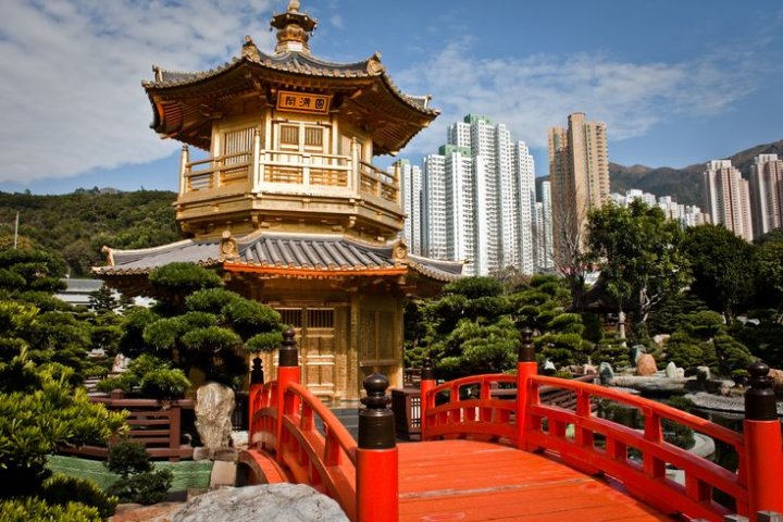 Узбекистанцы почти вдвое чаще стали ездить в Китай