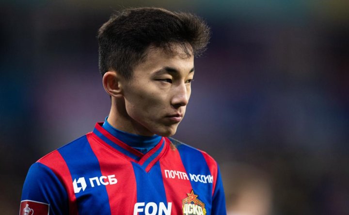 В России жёстко раскритиковали игру узбекского футболиста Аббосбека Файзуллаева