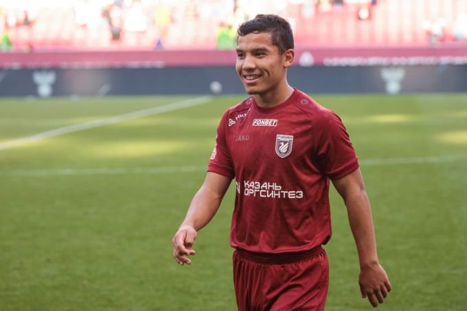 Российский Рубин избавился от одного узбекского футболиста