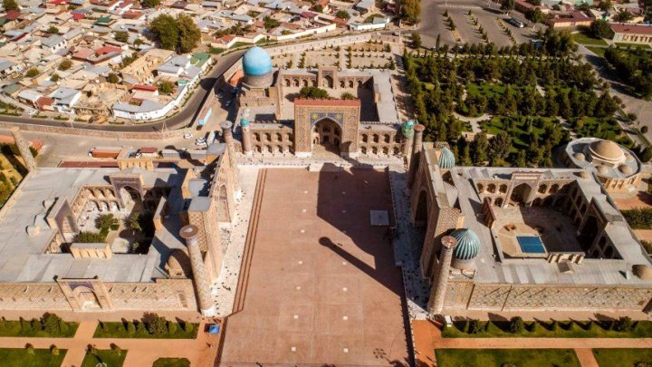 Парламент Узбекистана обсуждает расширение Самарканда