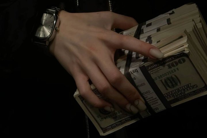 В Узбекистане после трёхдневного падения подорожал доллар