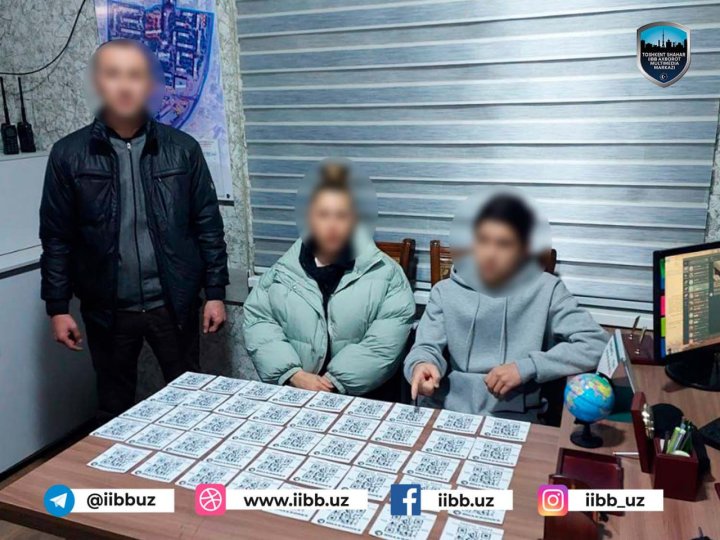 В Ташкенте школьник распространял листовки с рекламой наркошопа