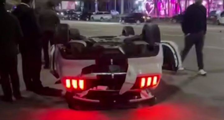 В Ташкенте произошло ДТП с участием трёх автомобилей, пострадал несовершеннолетний пассажир