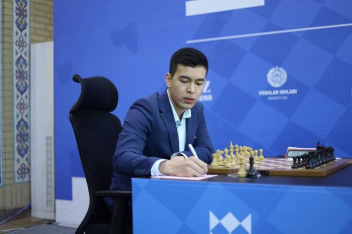Стало известно, сколько заработал узбекский шахматист Нодирбек Абдусатторов в 2024 году
