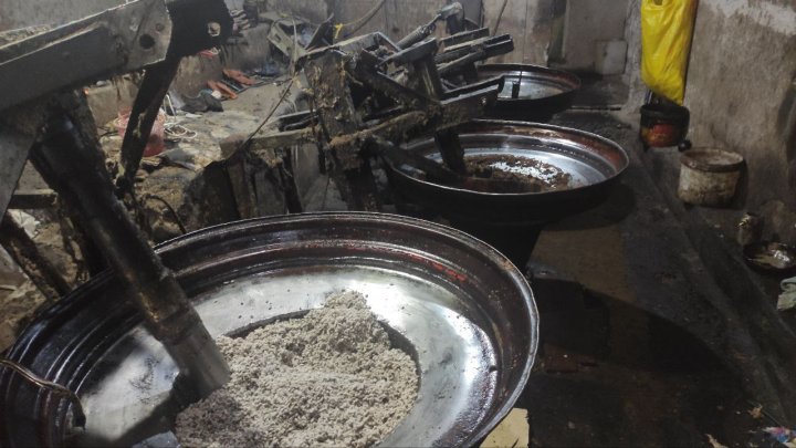 В Кашкадарье продолжают выявлять подпольные цеха, в которых производят некачественное растительное масло