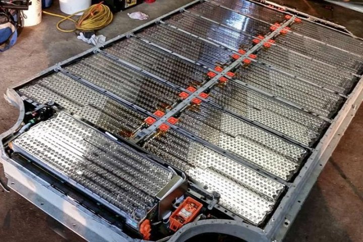 Ученые выяснили, что будет с электромобилями после продолжительной эксплуатации