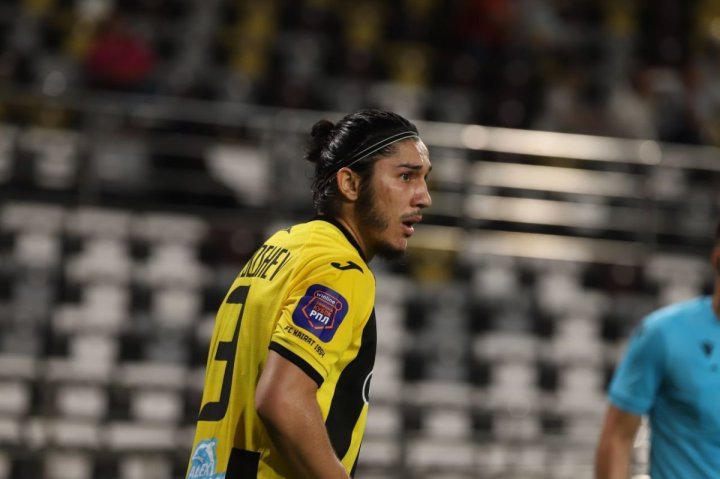 «Нефтчи» заплатил российскому клубу за узбекского футболиста 400 000 евро