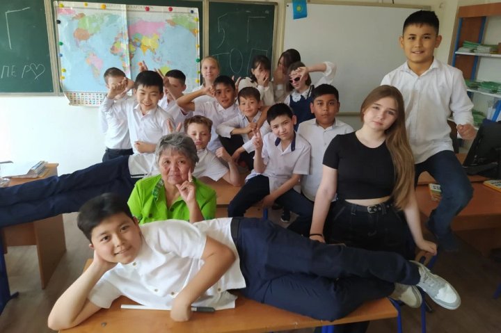 Более 66% учеников и их родителей недовольны реформами в школах Узбекистана