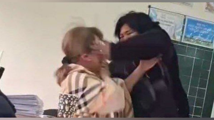 В Сырдарьинской области женщину отправили на принудительное лечение за нападение на учителя