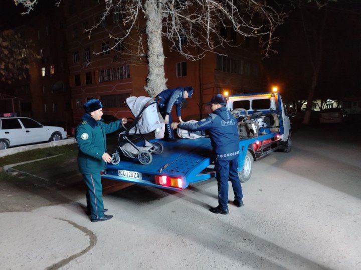 «109 велосипедов, 122 коляски»: Сотрудники ОВД Джизака эвакуировали из подъездов оставленное имущество