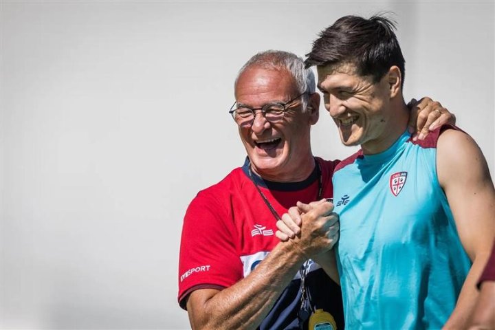 Главный тренер Ромы бросил шутку в адрес узбекского футболиста во время матча с Пармой