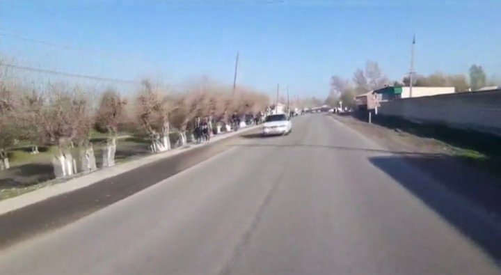 В Самарканде школьник разбился на Lacetti