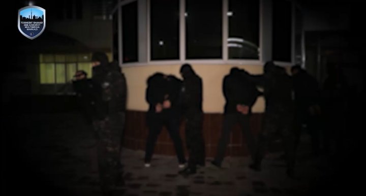 Жители Ферганы совершили разбойное нападение на мужчину в Ташкенте, пытаясь отобрать 180 тыс. долларов