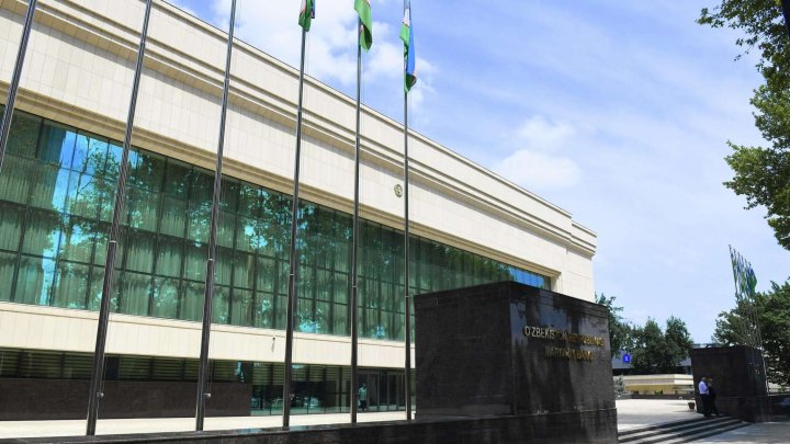 ЦБ Узбекистана требует от банков сократить число микрозаймов