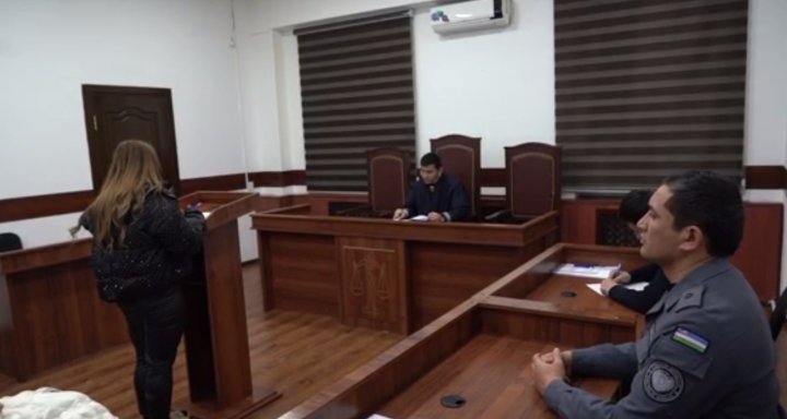 В Сырдарье блогершу, без водительского удостоверения, пришлось эвакуировать вместе с автомобилем - видео