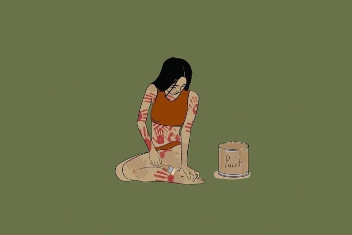 На узбекском ТВ девушке, которую избил муж, порекомендовали читать стихи — видео