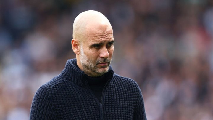 «Утром тебя уволят», — фанаты Арсенала высмеяли тренера узбекского защитника