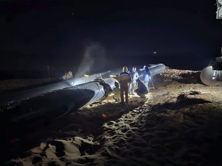 Ночью в Бухарской области продолжались восстановительные работы по ликвидации последствий аварии на газопроводе