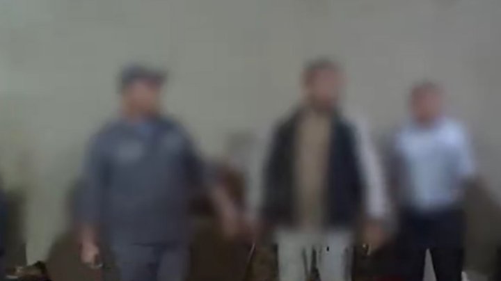 В Сурхандарье мужчина зарубил топором брата — видео