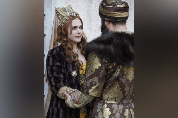 Мерьем Узерли рассказала о самых неловких моментах, из-за которых ей стыдно перед Халитом Эргенчем