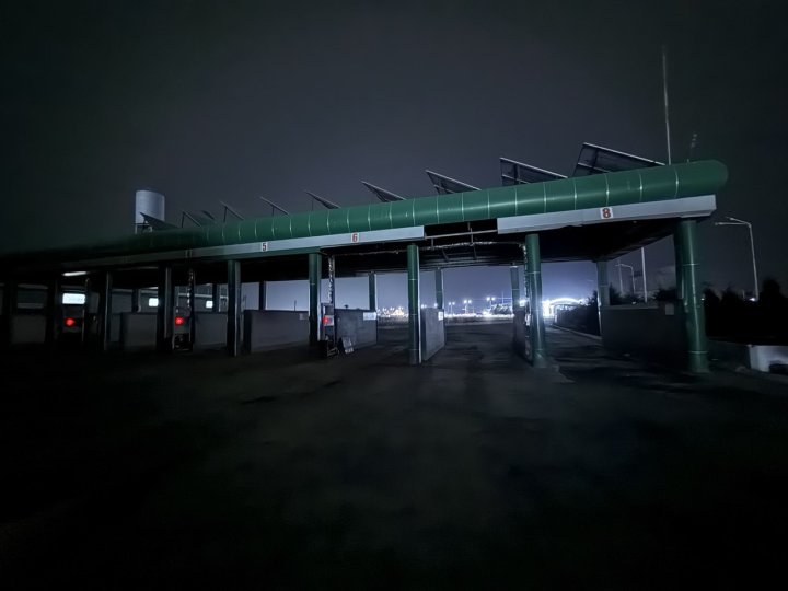 В Сырдарье неизвестный гражданин подставил сотрудника Узэнергоинспекции, когда он выявил нарушения в работе АГНКС