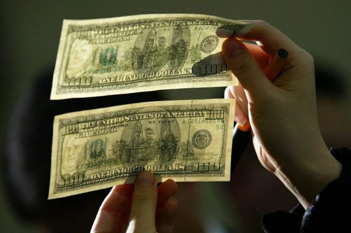 В России введут ограничения на открытие банковского счета для некоторых иностранцев