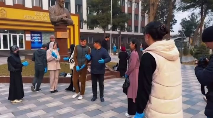 Студенты Кокандского государственного университета провели экоакцию