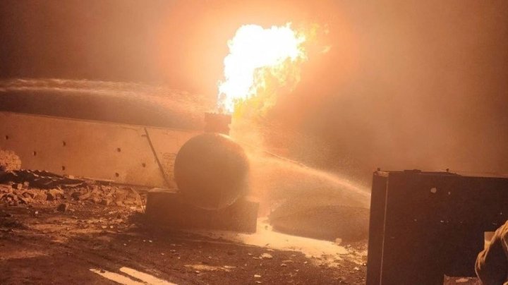 В Кашкадарье на территории заправки вспыхнул крупный пожар, есть пострадавшие — видео